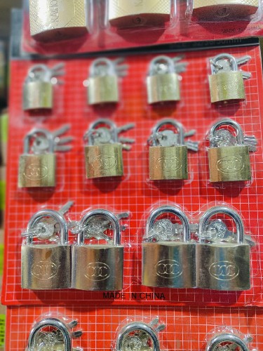 Padlock tricycle 2''(12pieces)
